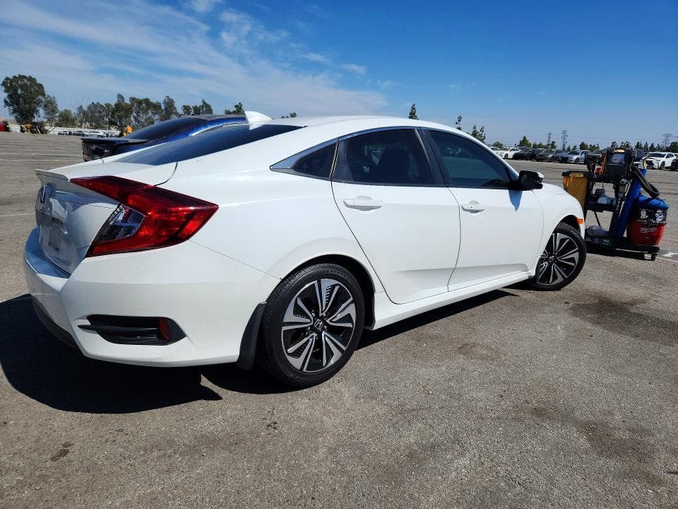 2017 HONDA CIVIC EXL 3