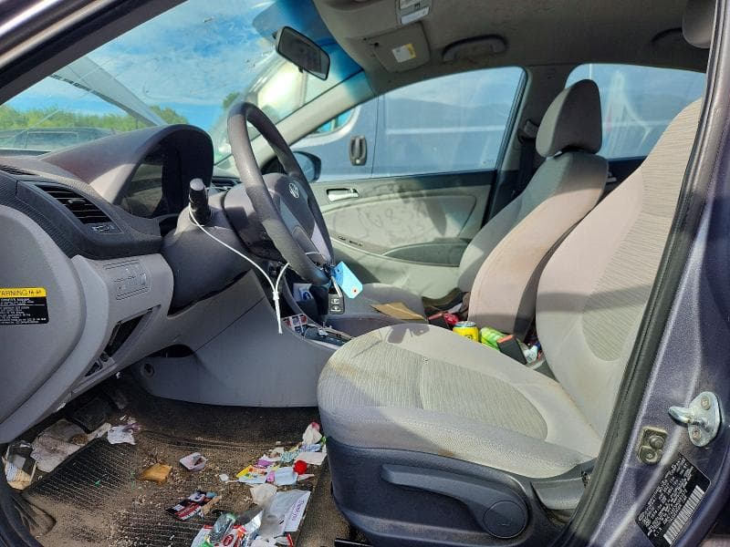 2017 HYUNDAI ACCENT SE 7
