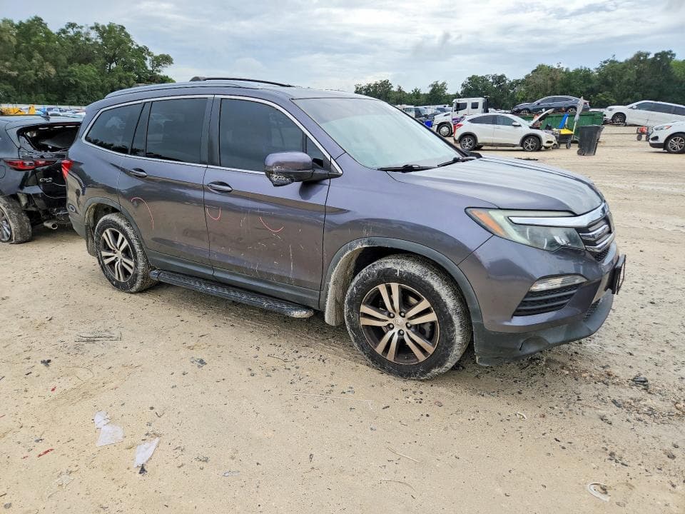 2017 HONDA PILOT EXL 4