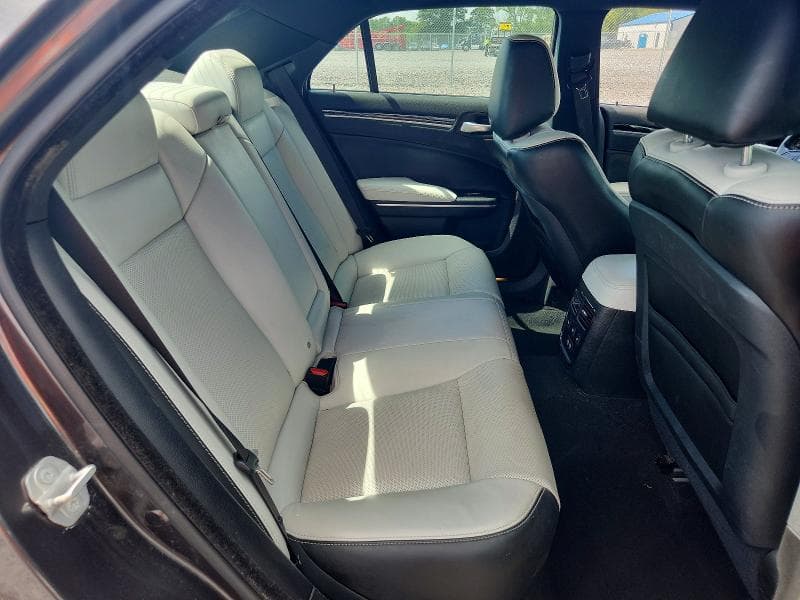 2021 CHRYSLER 300 S 10