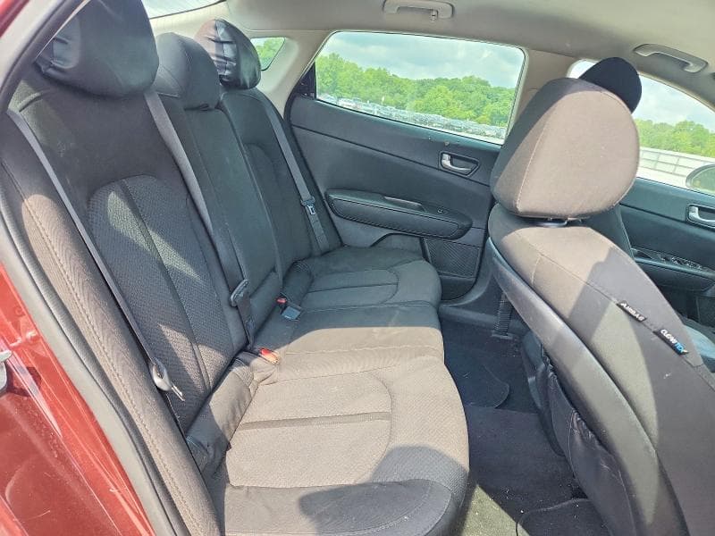 2018 KIA OPTIMA LX 10