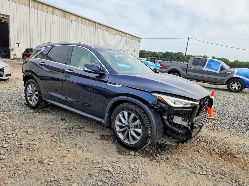 2021 INFINITI QX50 LUXE 4