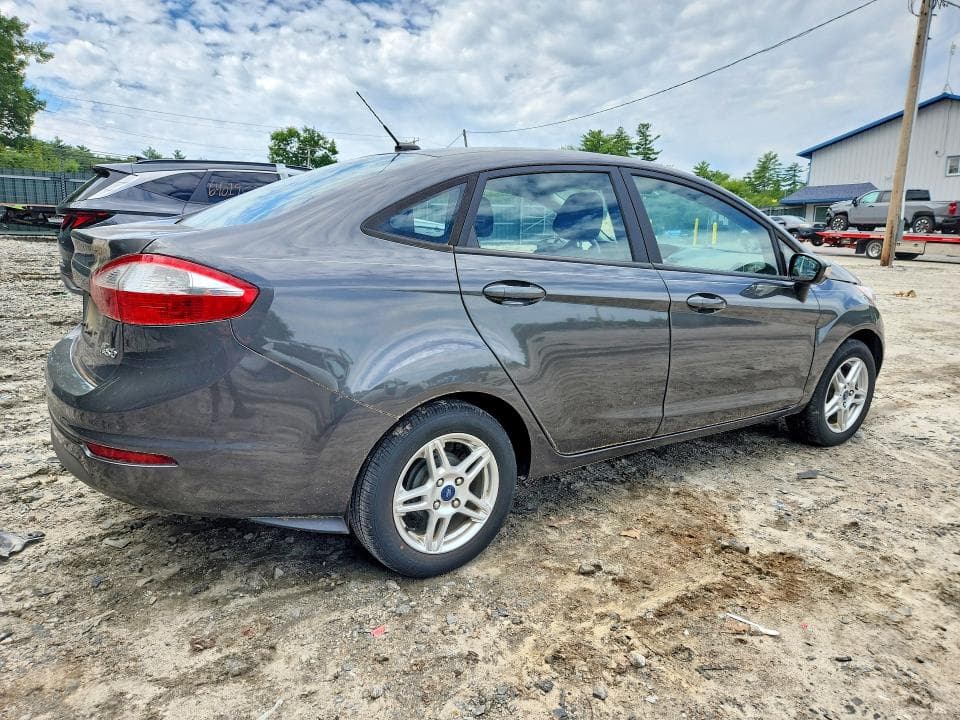 2019 FORD FIESTA SE 3