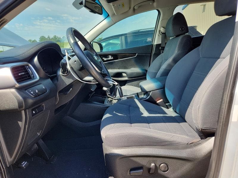 2019 KIA SORENTO LX V6 7