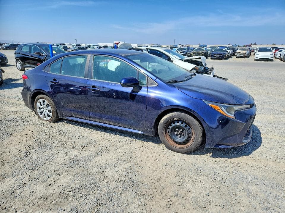 2022 TOYOTA COROLLA LE 4