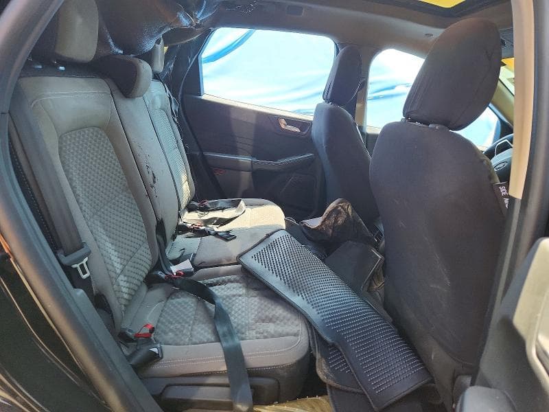 2021 FORD ESCAPE SE 10