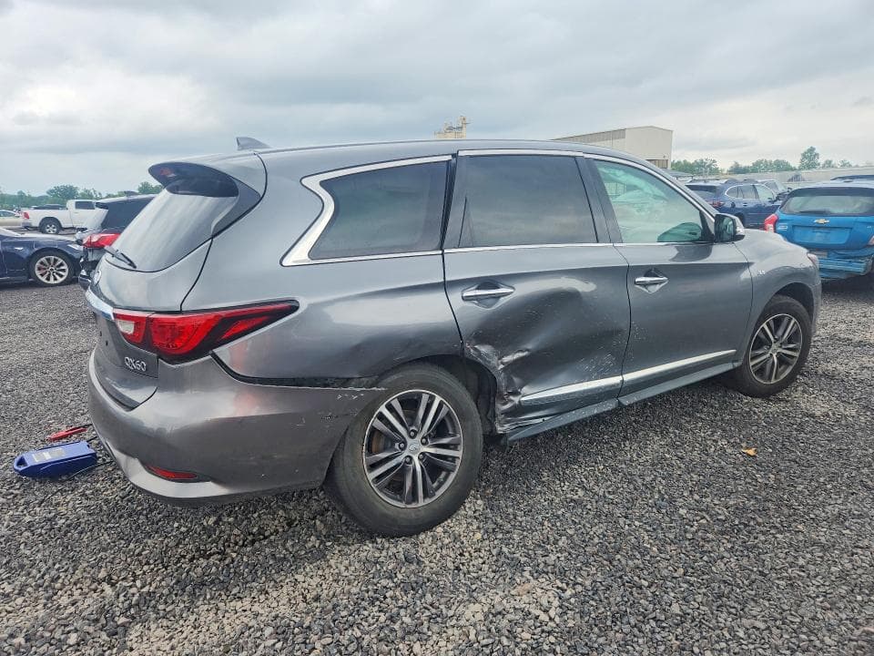 2018 INFINITI QX60 BASE 3