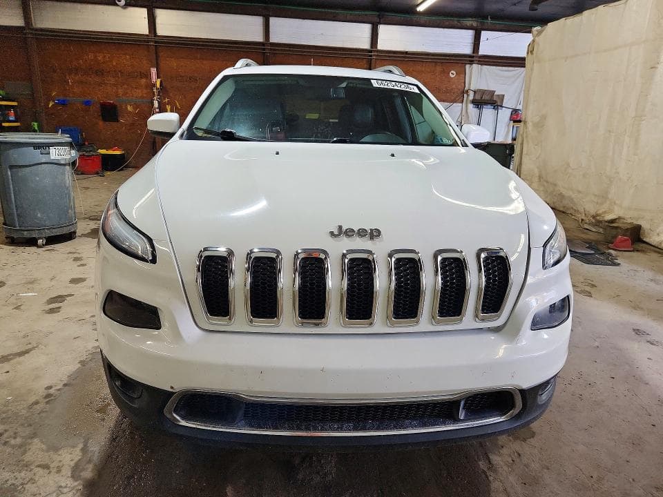 2018 JEEP CHEROKEE LIMITED 5