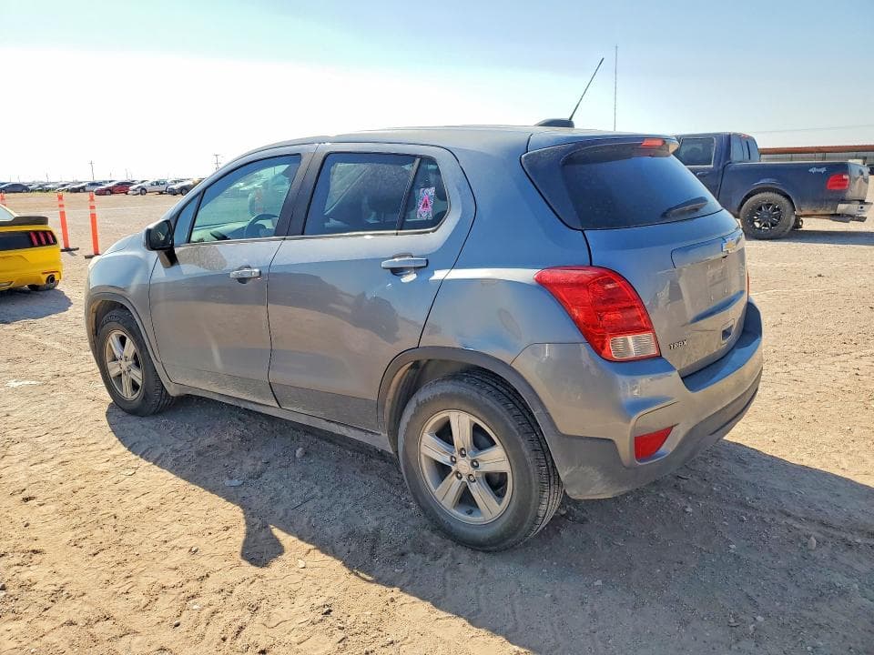 2020 CHEVROLET TRAX LS 2