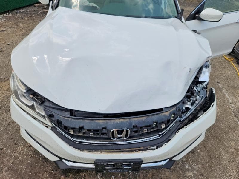 2017 HONDA ACCORD LX 11