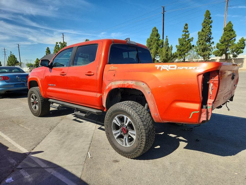2017 TOYOTA TACOMA TRD SPORT 2