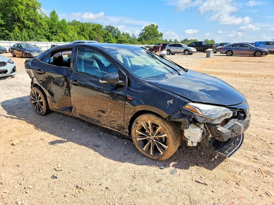 2018 TOYOTA COROLLA SE 4