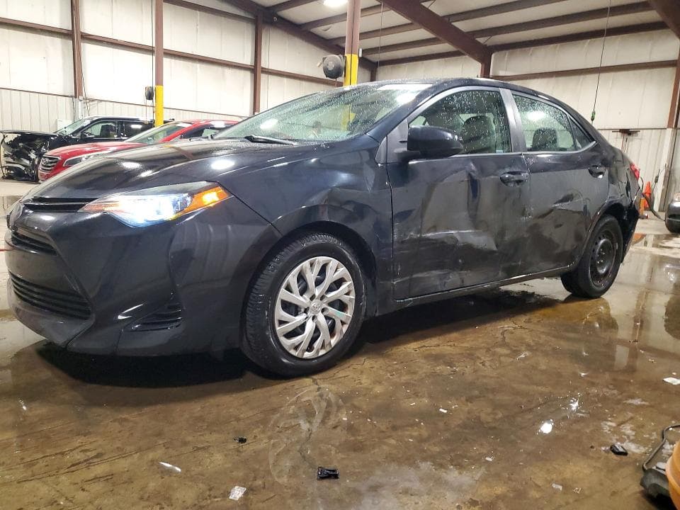 2018 TOYOTA COROLLA LE - 1