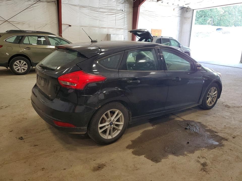 2017 FORD FOCUS SE 3