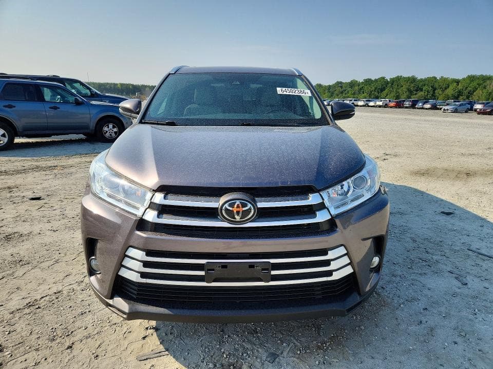 2019 TOYOTA HIGHLANDER XLE 5