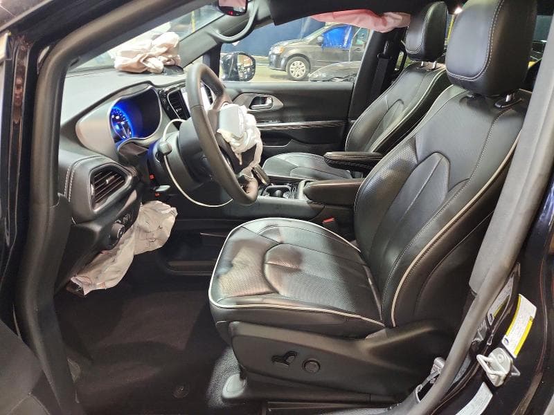 2026 CHRYSLER PACIFICA LIMITED 7