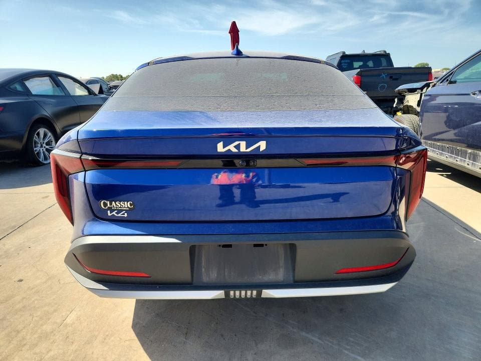 2025 KIA K4 LXS 6
