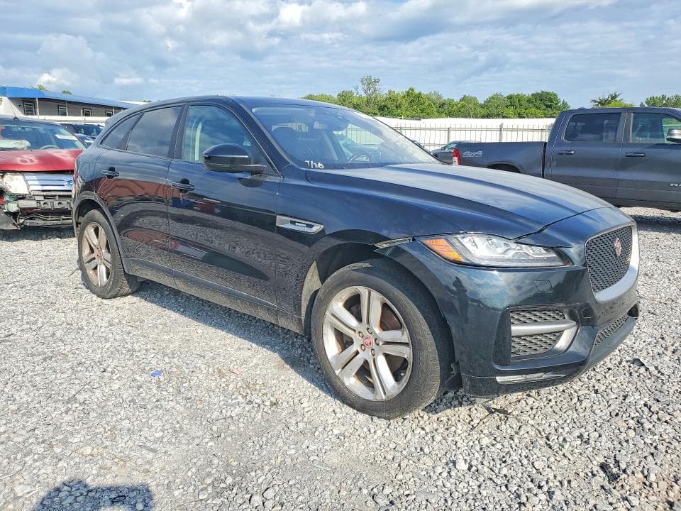 2017 JAGUAR F-PACE R - SPORT 4