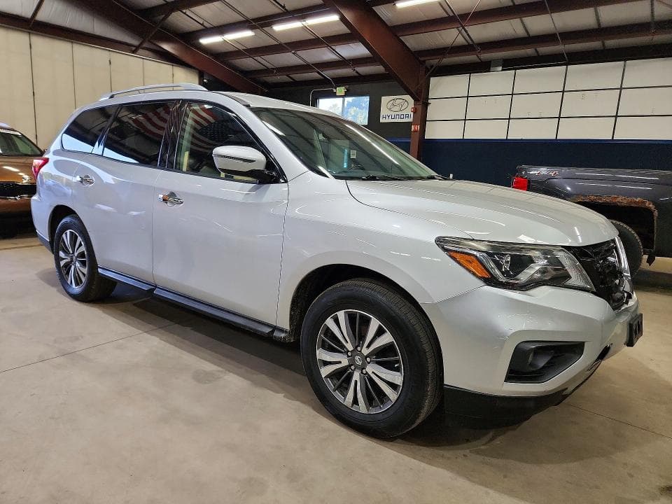 2017 NISSAN PATHFINDER SV 4