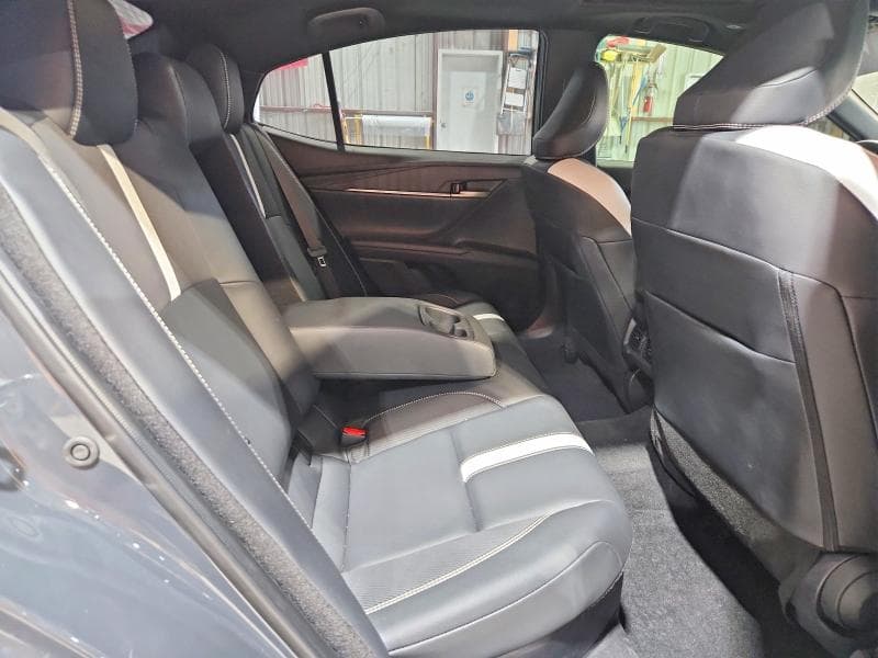 2026 TOYOTA CAMRY SE 10