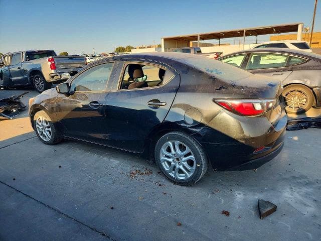 2017 TOYOTA YARIS IA BASE 2