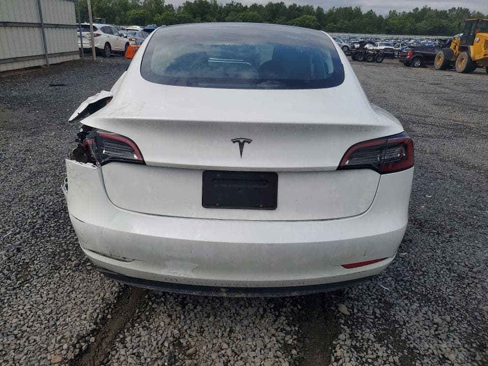 2023 TESLA MODEL 3 6