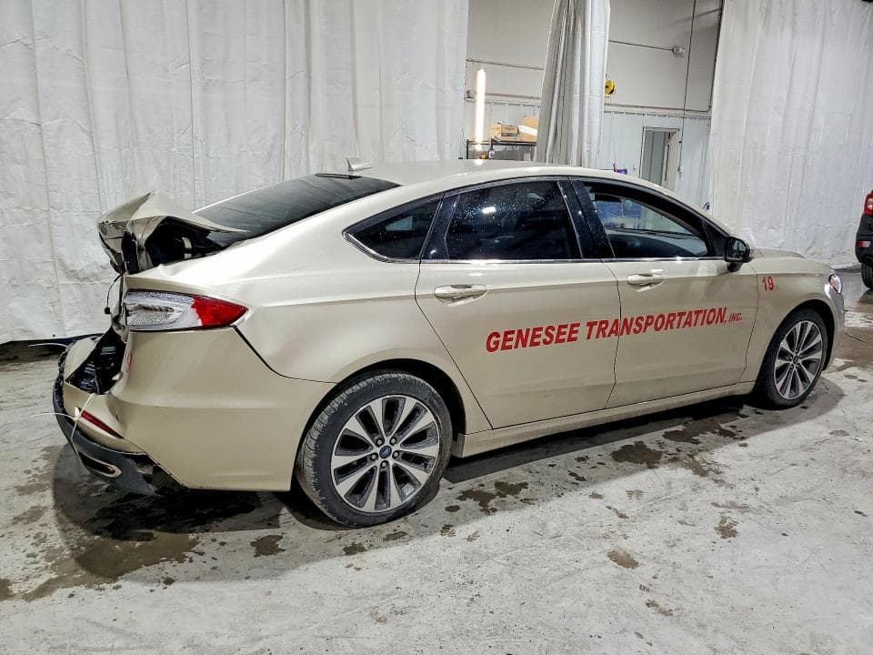 2019 FORD FUSION SE 3
