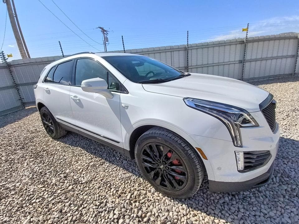 2022 CADILLAC XT5 SPORT 4