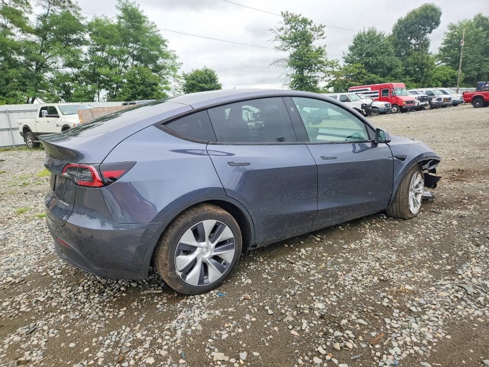 2023 TESLA MODEL Y 3