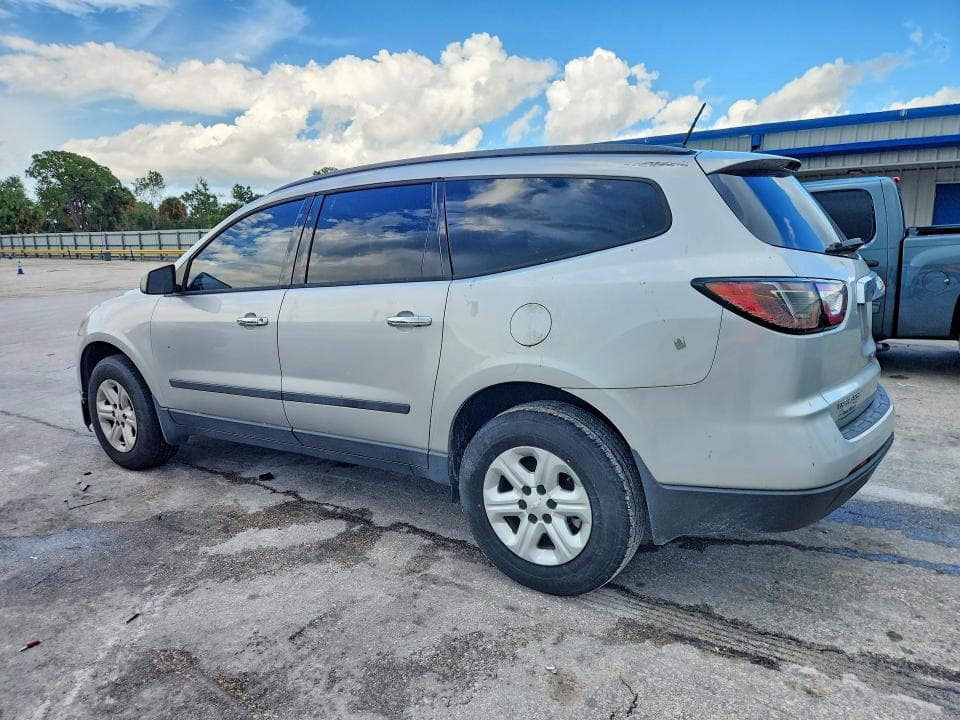 2017 CHEVROLET TRAVERSE LS 2