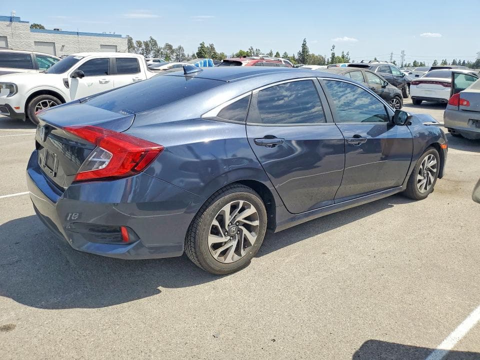 2018 HONDA CIVIC EX 3