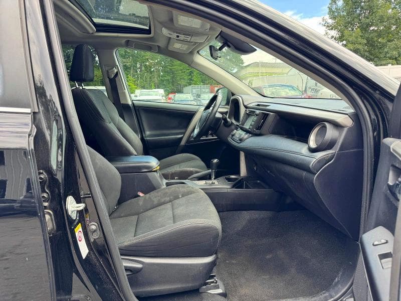 2018 TOYOTA RAV4 XLE 8