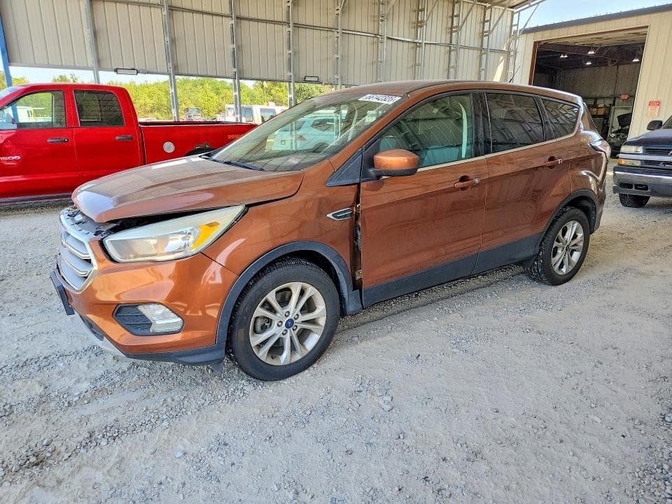 2017 FORD ESCAPE SE - 1