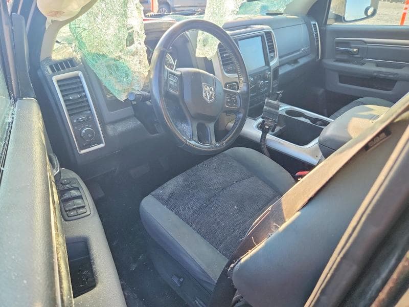 2017 RAM 1500 SLT 8