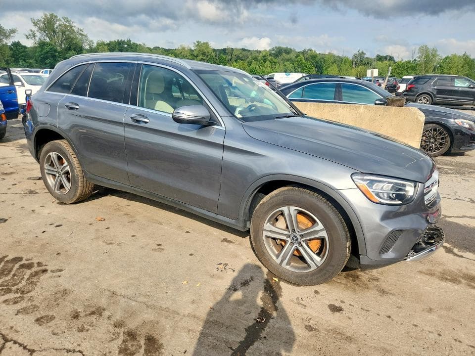 2020 MERCEDES-BENZ GLC 300 4MATIC 4