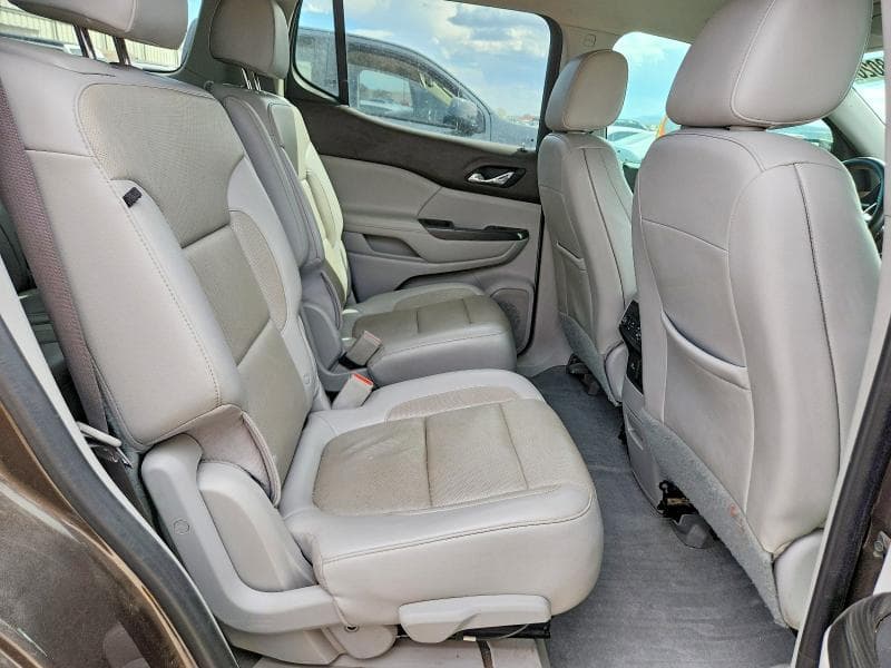 2020 GMC ACADIA SLT 11