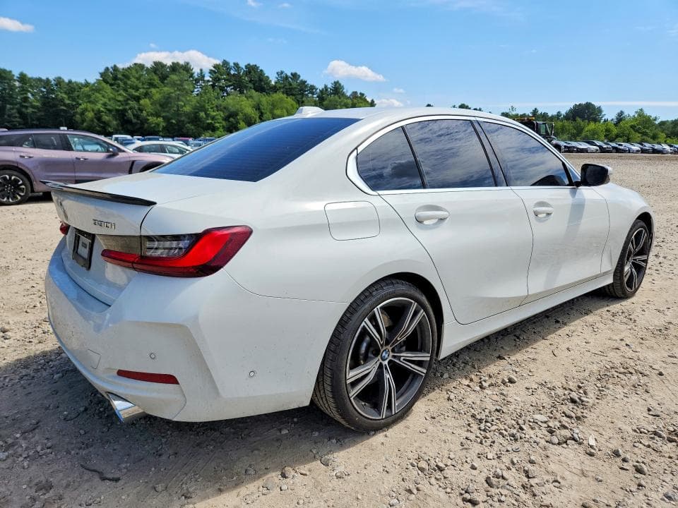 2024 BMW 330XI 3