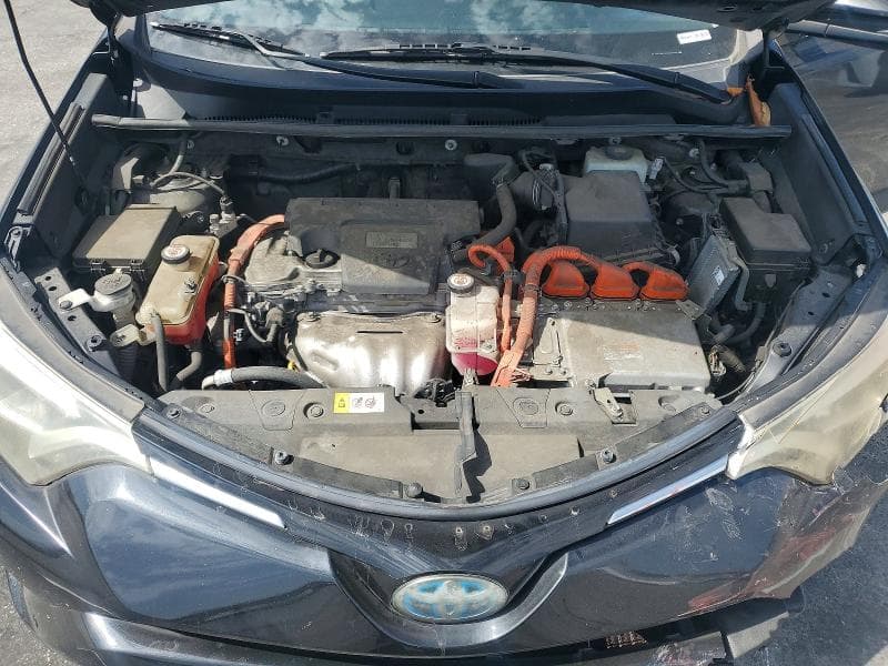 2017 TOYOTA RAV4 HV LIMITED 11