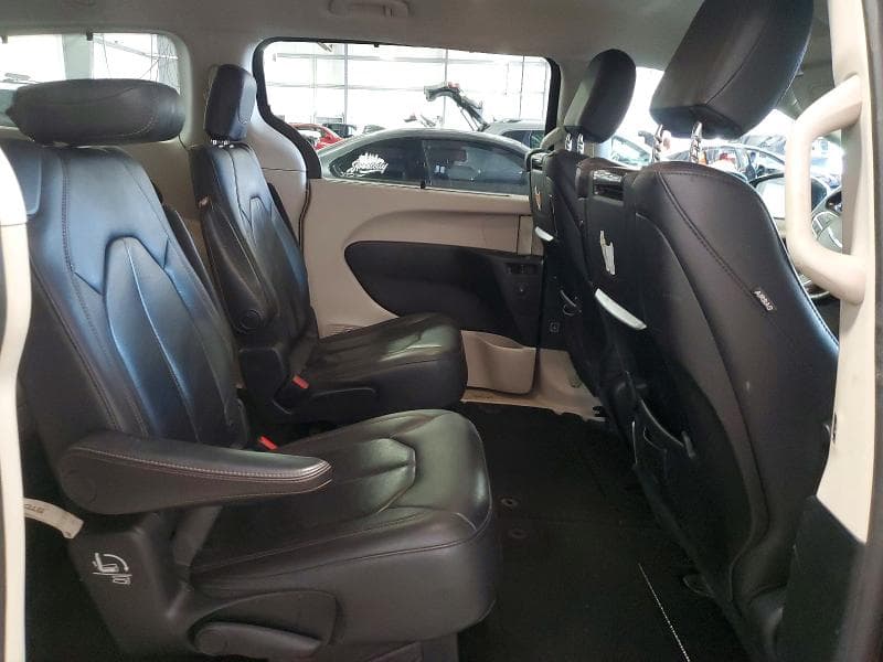 2017 CHRYSLER PACIFICA TOURING L PLUS 10