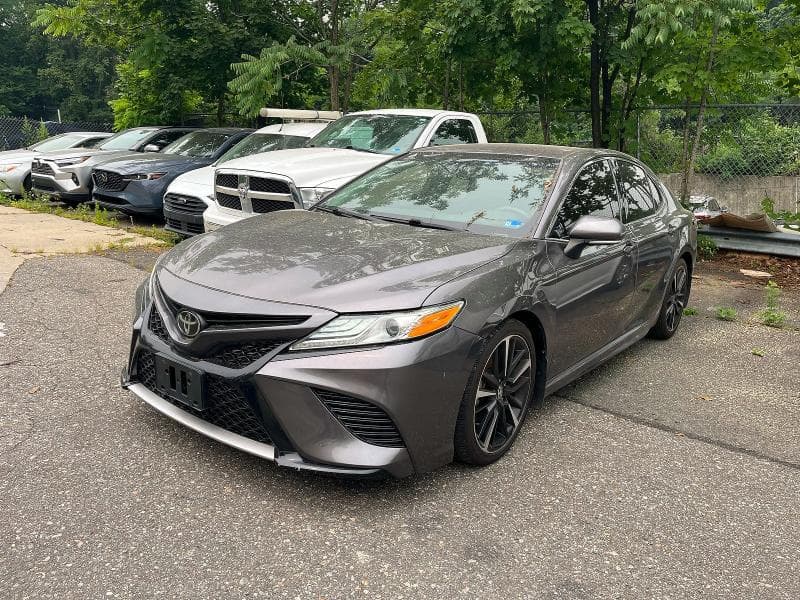 2020 TOYOTA CAMRY XSE 2