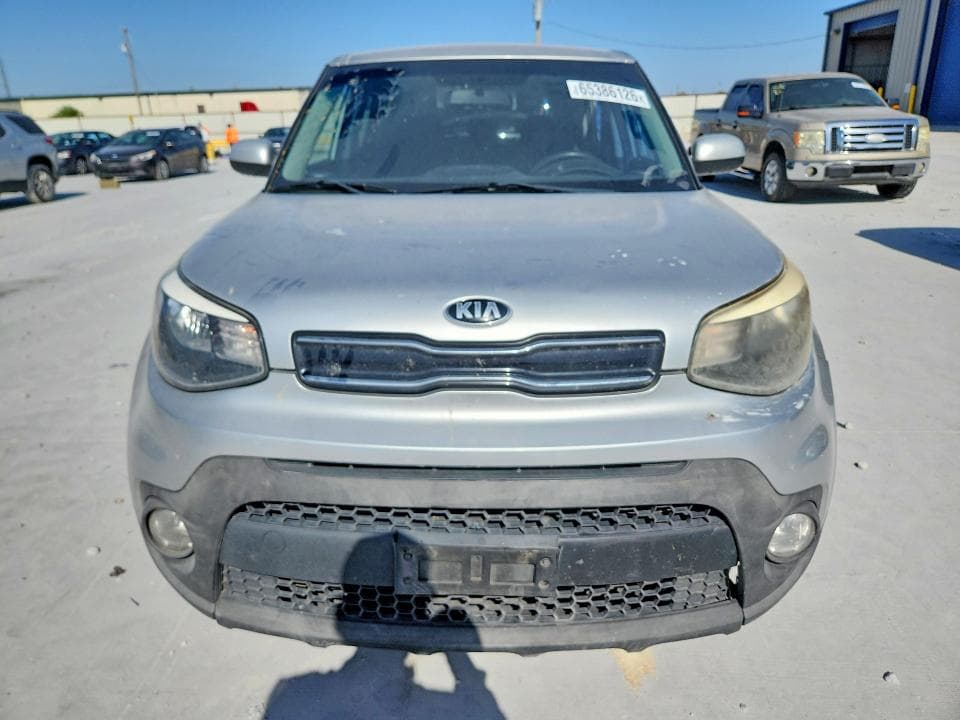 2019 KIA SOUL + 5