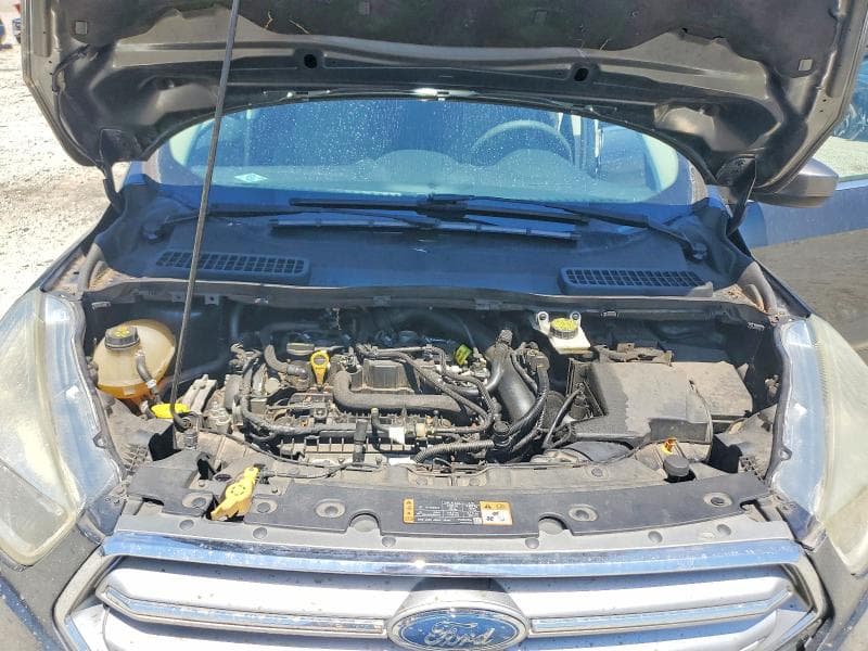 2017 FORD ESCAPE SE 11