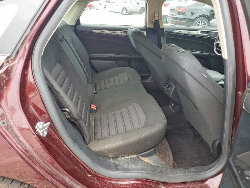 2017 FORD FUSION SE 10