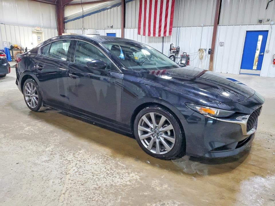 2022 MAZDA 3 SELECT 4