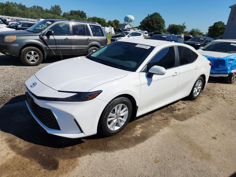2026 TOYOTA CAMRY LE