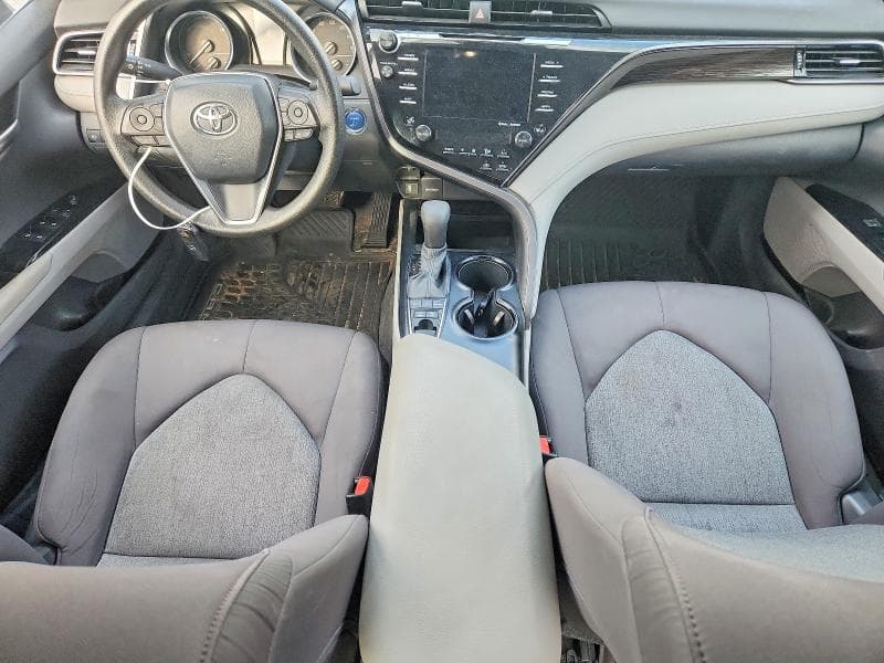 2020 TOYOTA CAMRY LE 8