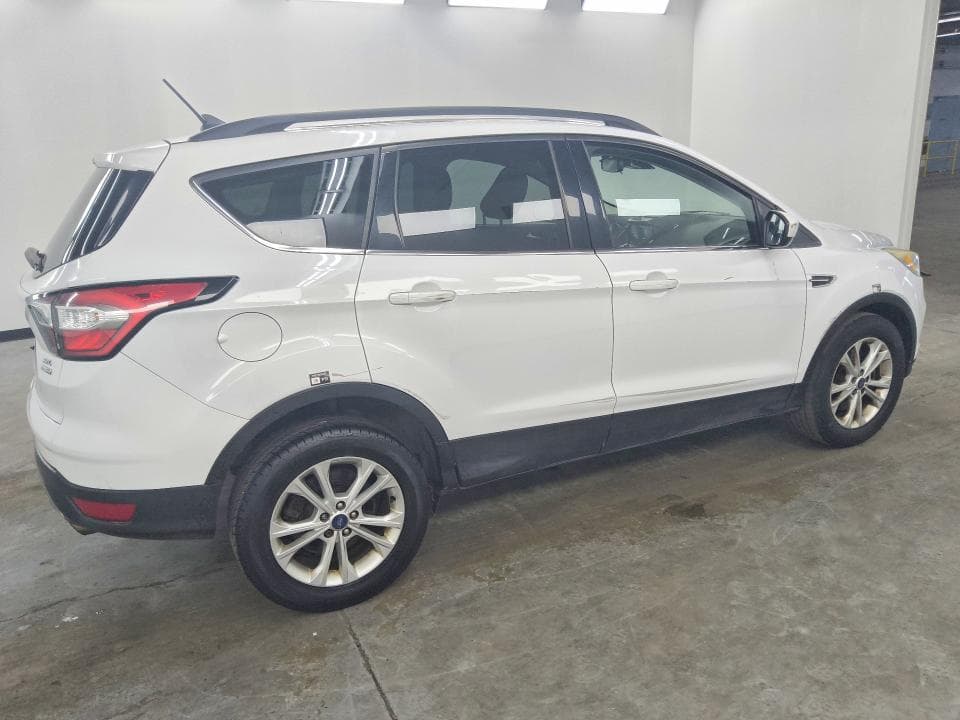 2018 FORD ESCAPE SEL 3