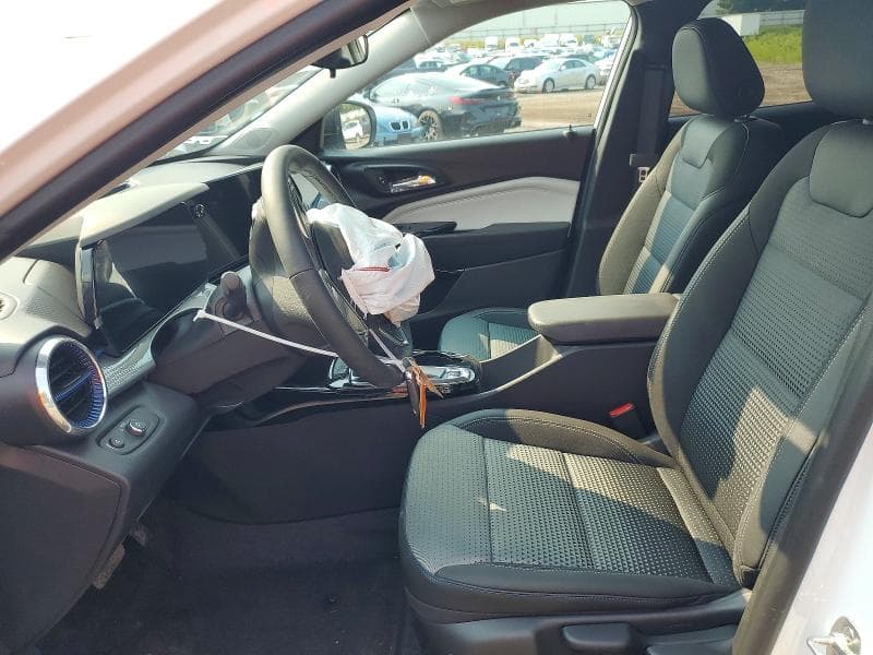 2026 CHEVROLET TRAX 1LT 7