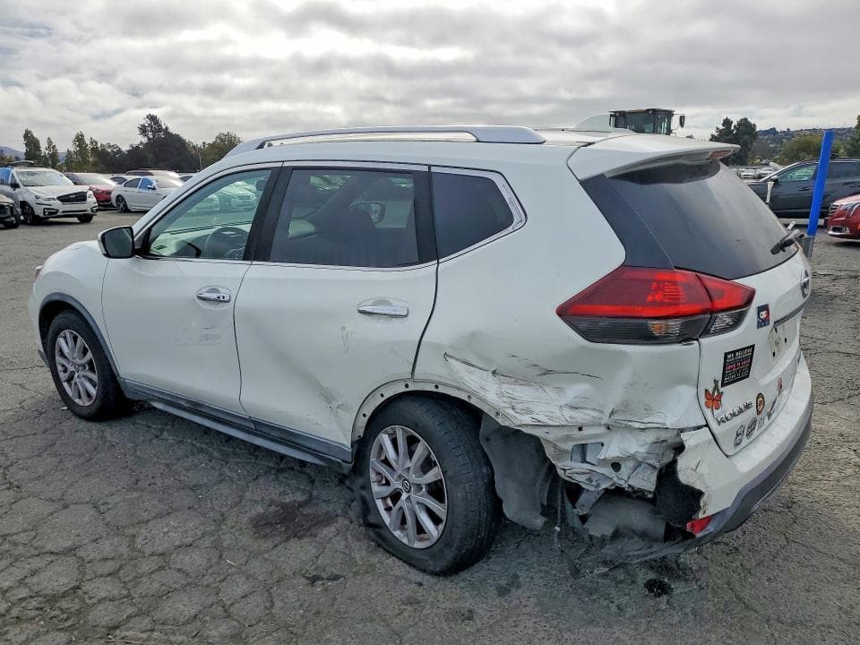 2018 NISSAN ROGUE SV 2