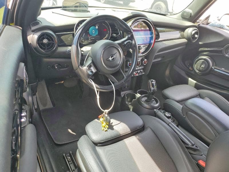 2024 MINI COOPER S 8